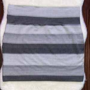 Thyme maternity  mini skirt XL